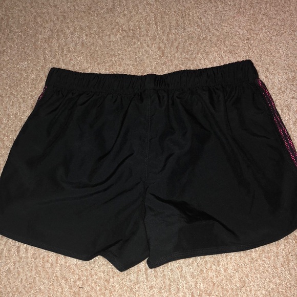 Black and pink champion workout shorts - Picture 2 of 4